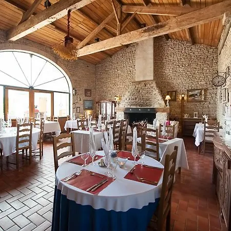 Hotel Karina 3*