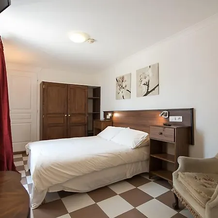Hotel Karina Jarnac