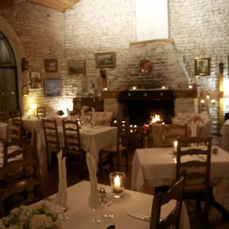 Karina Hotel