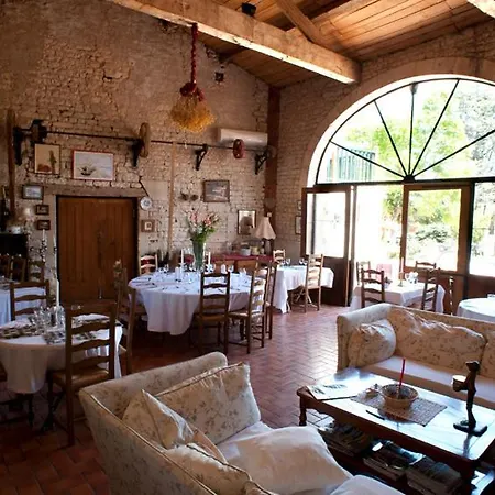 Hotel Karina 3*